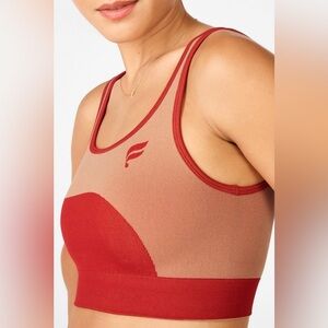 FABLETICS - Sunny Reversible Low Impact Sports Bra - Haute Red/Maplewood -♥️